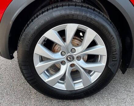 Renault Captur ICONIC TCE 15