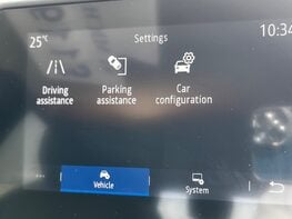 Renault Captur ICONIC TCE 40