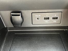 Renault Captur ICONIC TCE 48