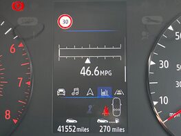 Renault Captur ICONIC TCE 24