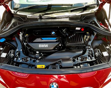 BMW 2 Series 225XE LUXURY ACTIVE TOURER 7