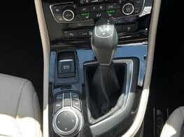 BMW 2 Series 225XE LUXURY ACTIVE TOURER 46