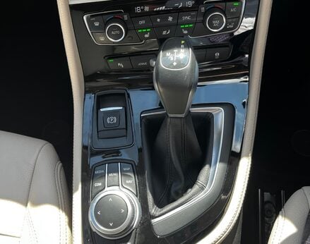 BMW 2 Series 225XE LUXURY ACTIVE TOURER 46