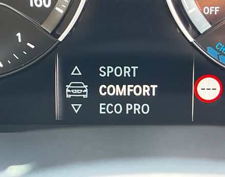 BMW 2 Series 225XE LUXURY ACTIVE TOURER 24