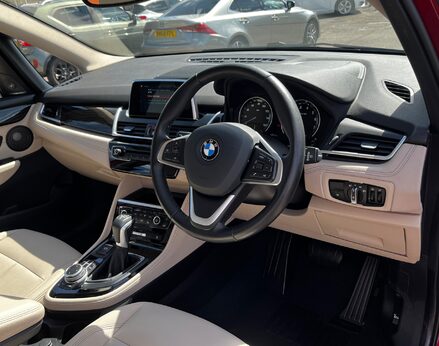 BMW 2 Series 225XE LUXURY ACTIVE TOURER 18