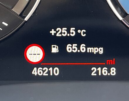 BMW 2 Series 225XE LUXURY ACTIVE TOURER 22