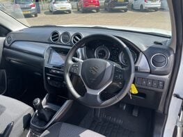 Suzuki Vitara SZ-T BOOSTERJET 17