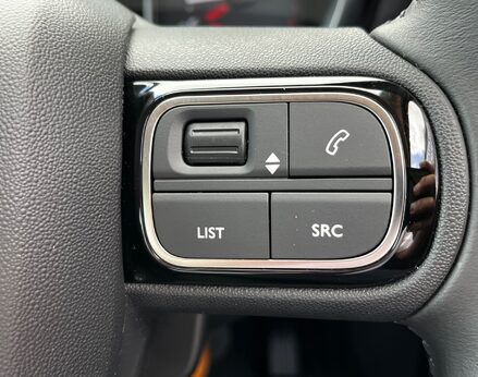 Citroen C3 Aircross PURETECH SHINE PLUS S/S EAT6 44