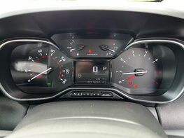 Citroen C3 Aircross PURETECH SHINE PLUS S/S EAT6 21
