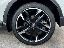 Toyota C-HR GR SPORT 14