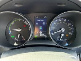 Toyota C-HR GR SPORT 21