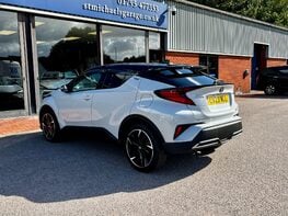 Toyota C-HR GR SPORT 9