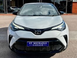 Toyota C-HR GR SPORT 5