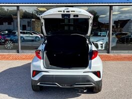 Toyota C-HR GR SPORT 61