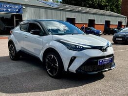 Toyota C-HR GR SPORT 4