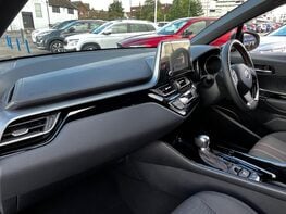 Toyota C-HR GR SPORT 17