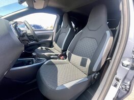 Toyota Aygo X VVT-I EDGE 51