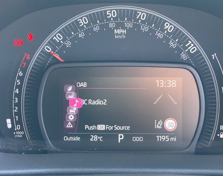 Toyota Aygo X VVT-I EDGE 21