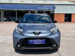 Toyota Aygo X VVT-I EDGE 4