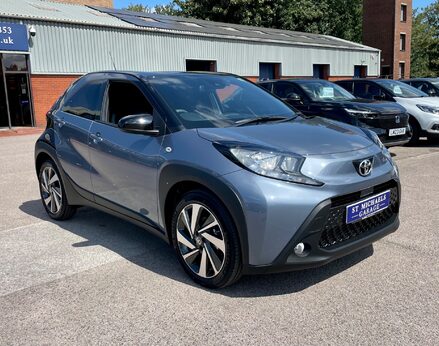 Toyota Aygo X VVT-I EDGE 3