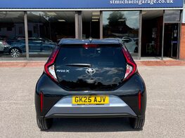 Toyota Aygo X VVT-I EDGE 5
