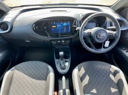 Toyota Aygo X VVT-I EDGE 2
