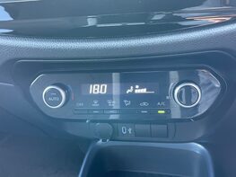 Toyota Aygo X VVT-I EDGE 40