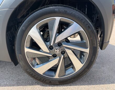 Toyota Aygo X VVT-I EDGE 22