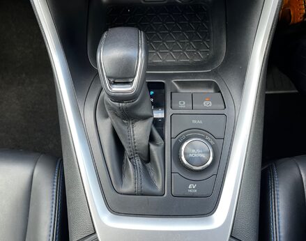 Toyota Rav 4 VVT-I DYNAMIC 55