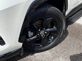 Toyota Rav 4 VVT-I DYNAMIC 3