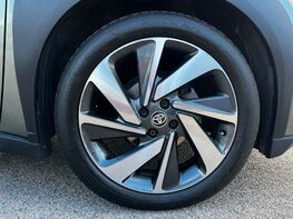 Toyota Aygo X VVT-I EDGE 16