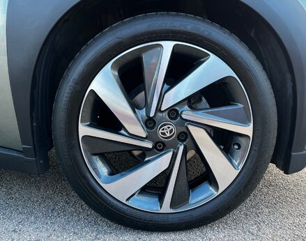 Toyota Aygo X VVT-I EDGE 16