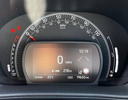 Toyota Aygo X VVT-I EDGE 21