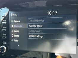 Toyota Aygo X VVT-I EDGE 41