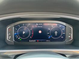 Volkswagen Tiguan Allspace LIFE TSI DSG 20