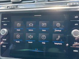 Volkswagen Tiguan Allspace LIFE TSI DSG 31