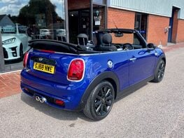 Mini Convertible COOPER S 8