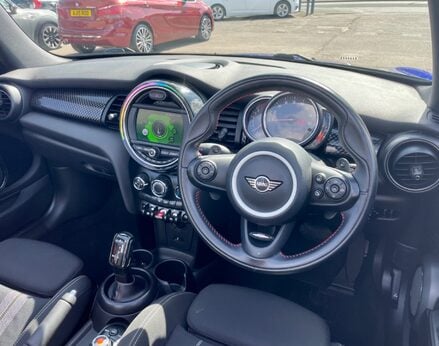 Mini Convertible COOPER S 17