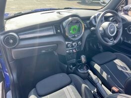 Mini Convertible COOPER S 23