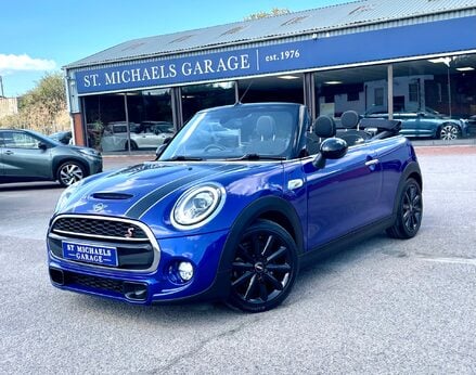 Mini Convertible COOPER S 1