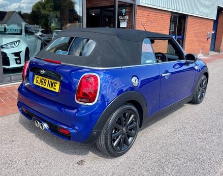 Mini Convertible COOPER S 57