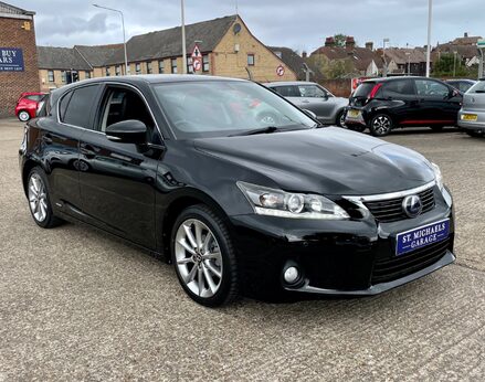 Lexus CT 200H ADVANCE 4