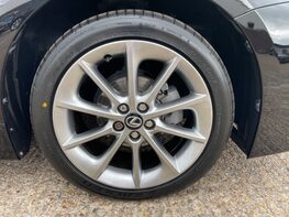 Lexus CT 200H ADVANCE 15