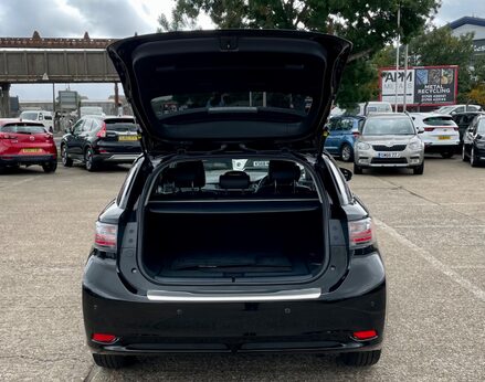 Lexus CT 200H ADVANCE 57