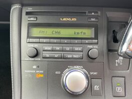 Lexus CT 200H ADVANCE 36