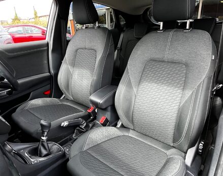 Ford Puma TITANIUM 65