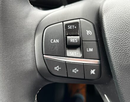 Ford Puma TITANIUM 57