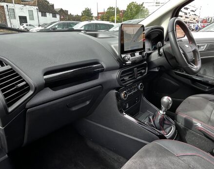 Ford Ecosport ST-LINE 17