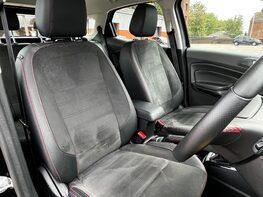 Ford Ecosport ST-LINE 21