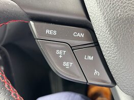 Ford Ecosport ST-LINE 51